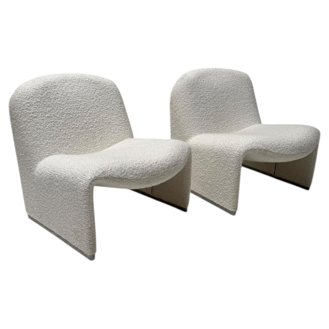 Giancarlo Piretti Two Mid Century Modern Alky Lounge Chairs In Bouclé, 1970s