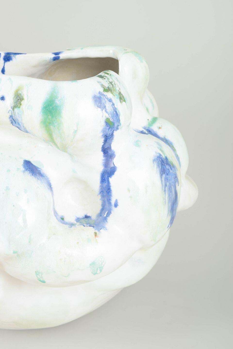 Christina Muff, artiste céramiste danoise contemporaine. Grand vase en grès rond photo Décoration