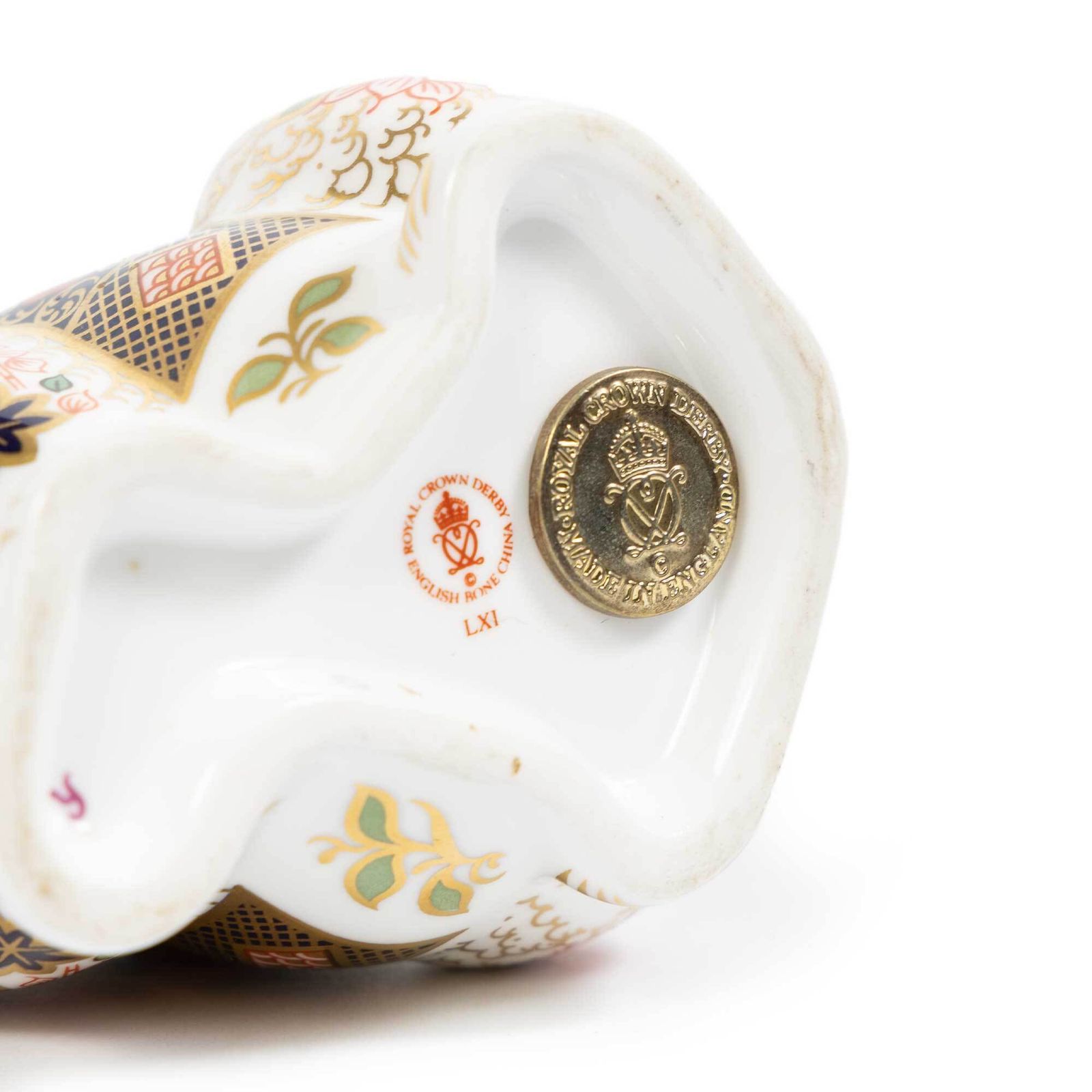 Royal Crown Derby Polar Bear – Imari Bone China Paperweight photo 125.0