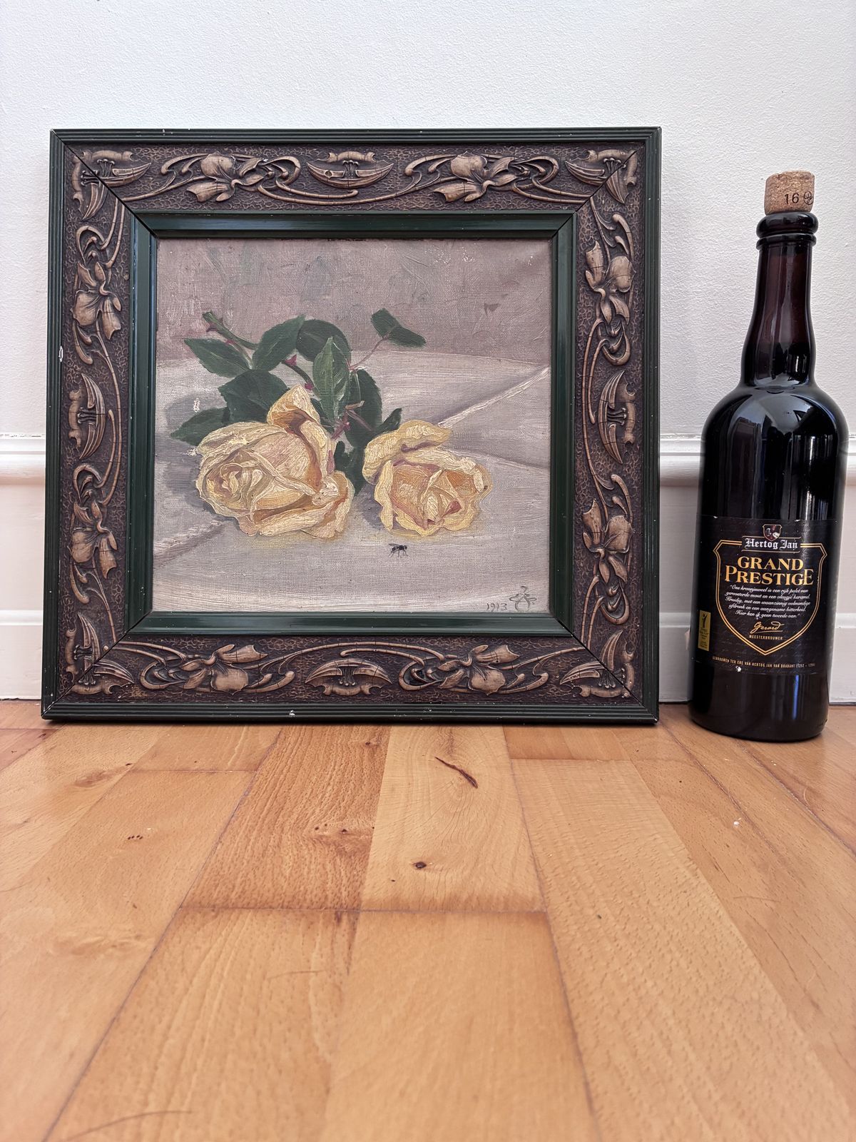 photo vinterior Peinture à l'huile de fleurs d'époque, nature morte aux roses jaunes