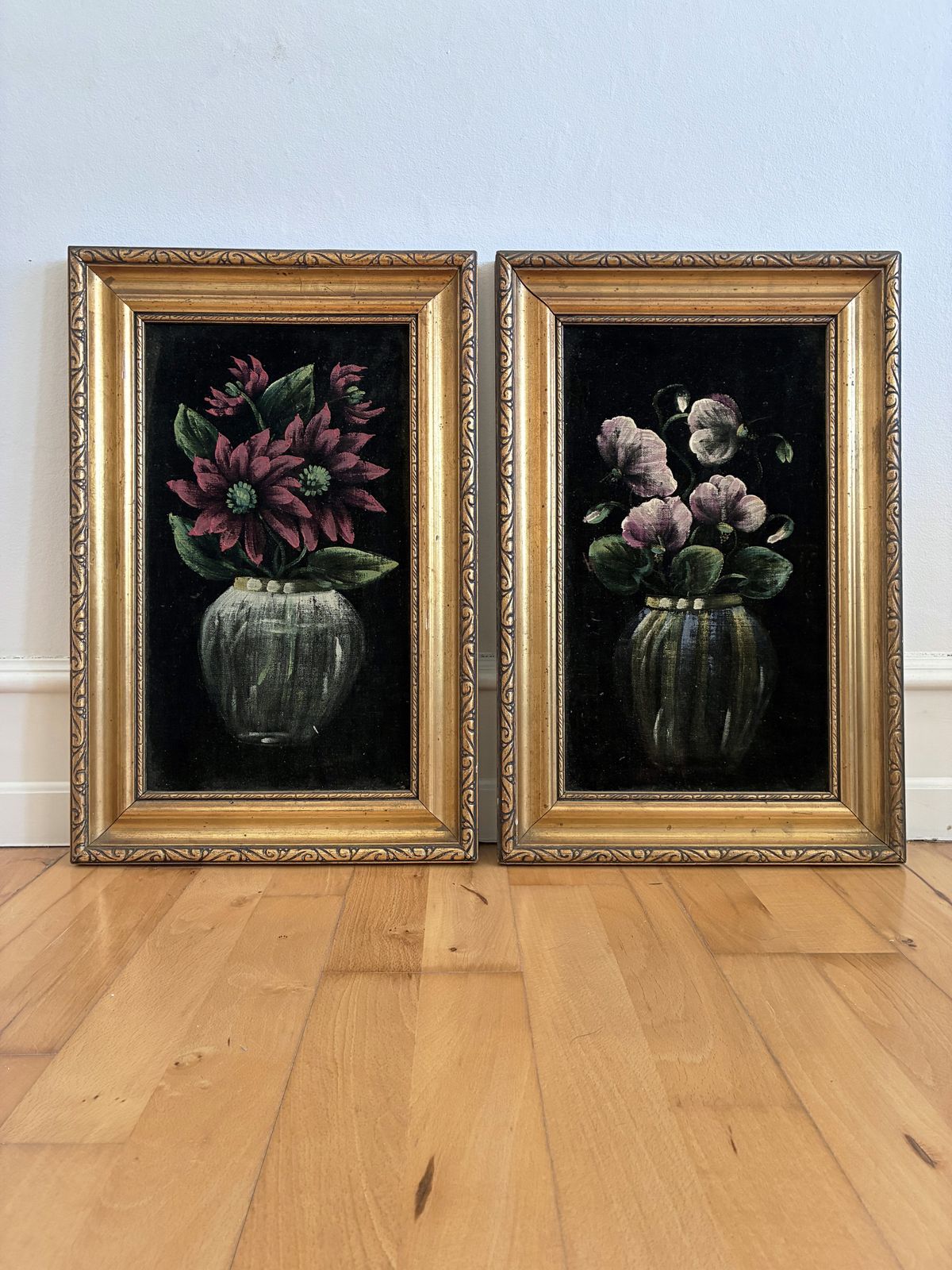 Set Vintage Original Velvet Flower Oil Painting, Pair Of Flower Still Life Art