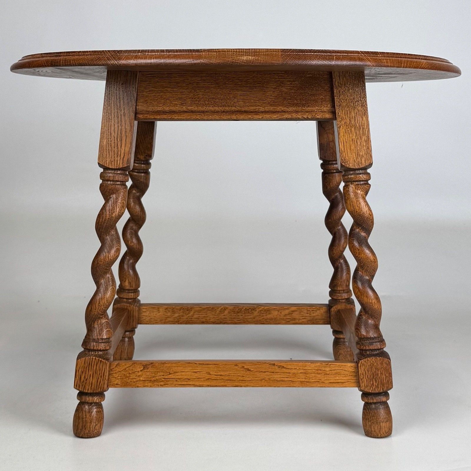 Antique 20th Century Round Edwardian Coffee Table In Oak ( Af 5536 ) photo for sale