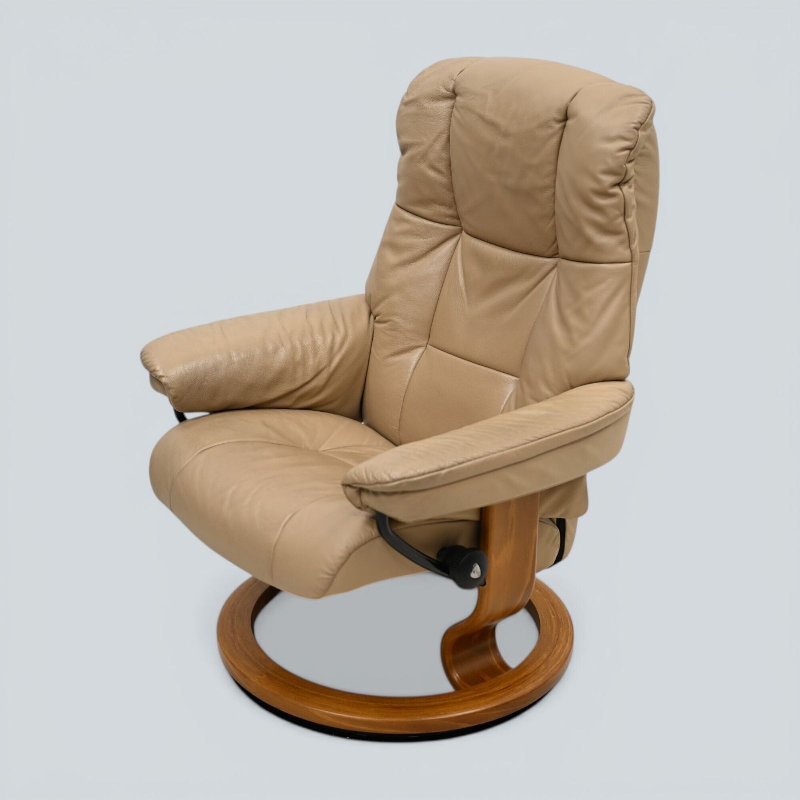 Erkornes Stressless Reclining Armchair Mushroom Leather Swivel Free Uk Delivery photo for sale