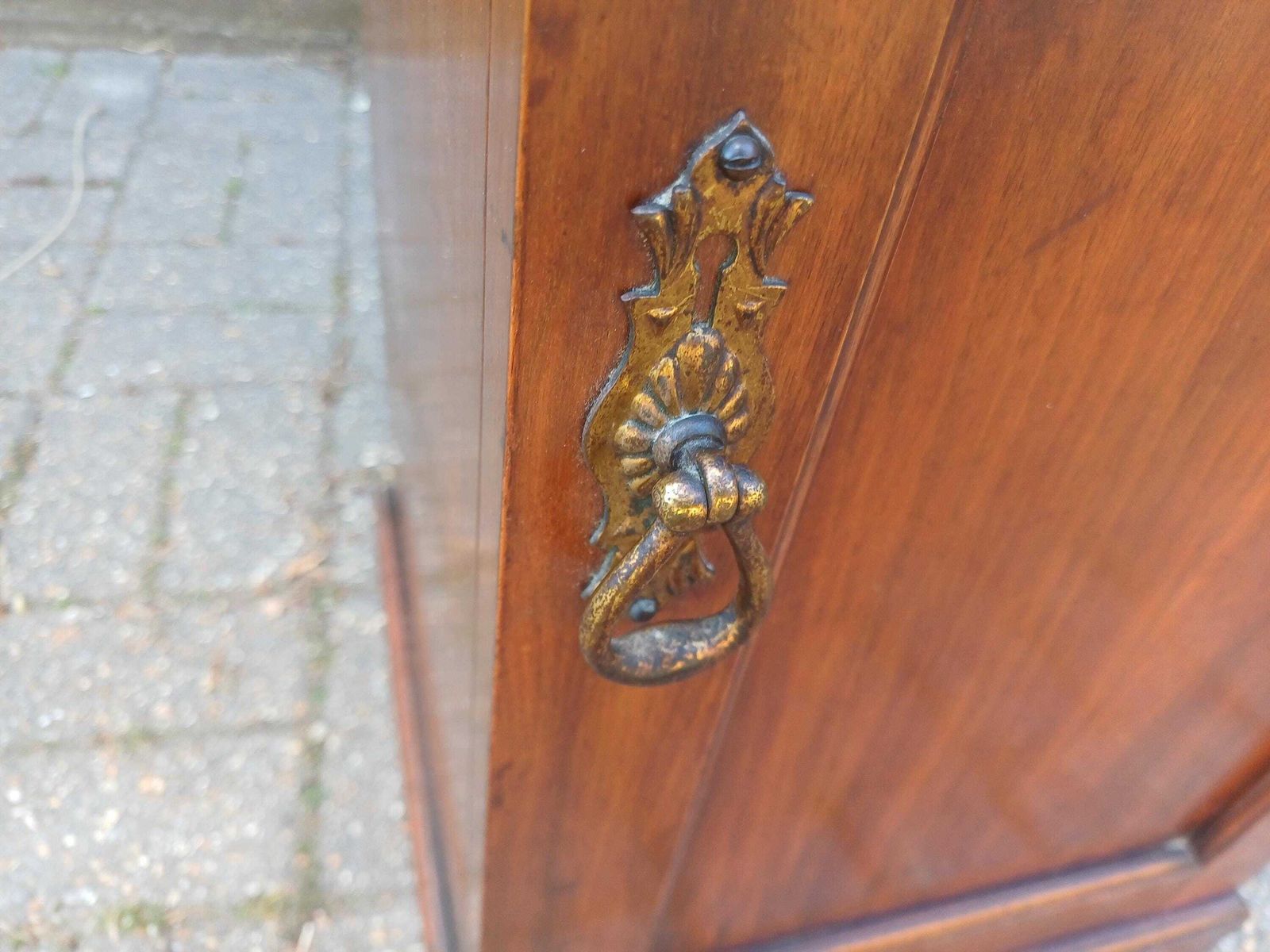 295.0 Antique Mahogany Bedside Or Pot Cupboard Robbon & Sons Newcastle Edwardian Nightstand Cabinet Brass Handle Vintage photo