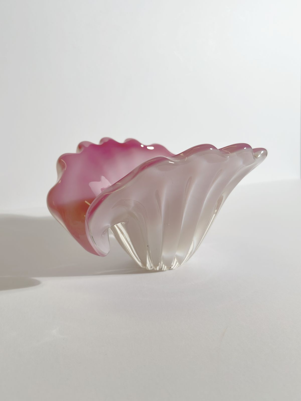 photo furniture Archimede Seguso Murano Glass Bowl, Pink Alabastro Clam Shell, 1960s