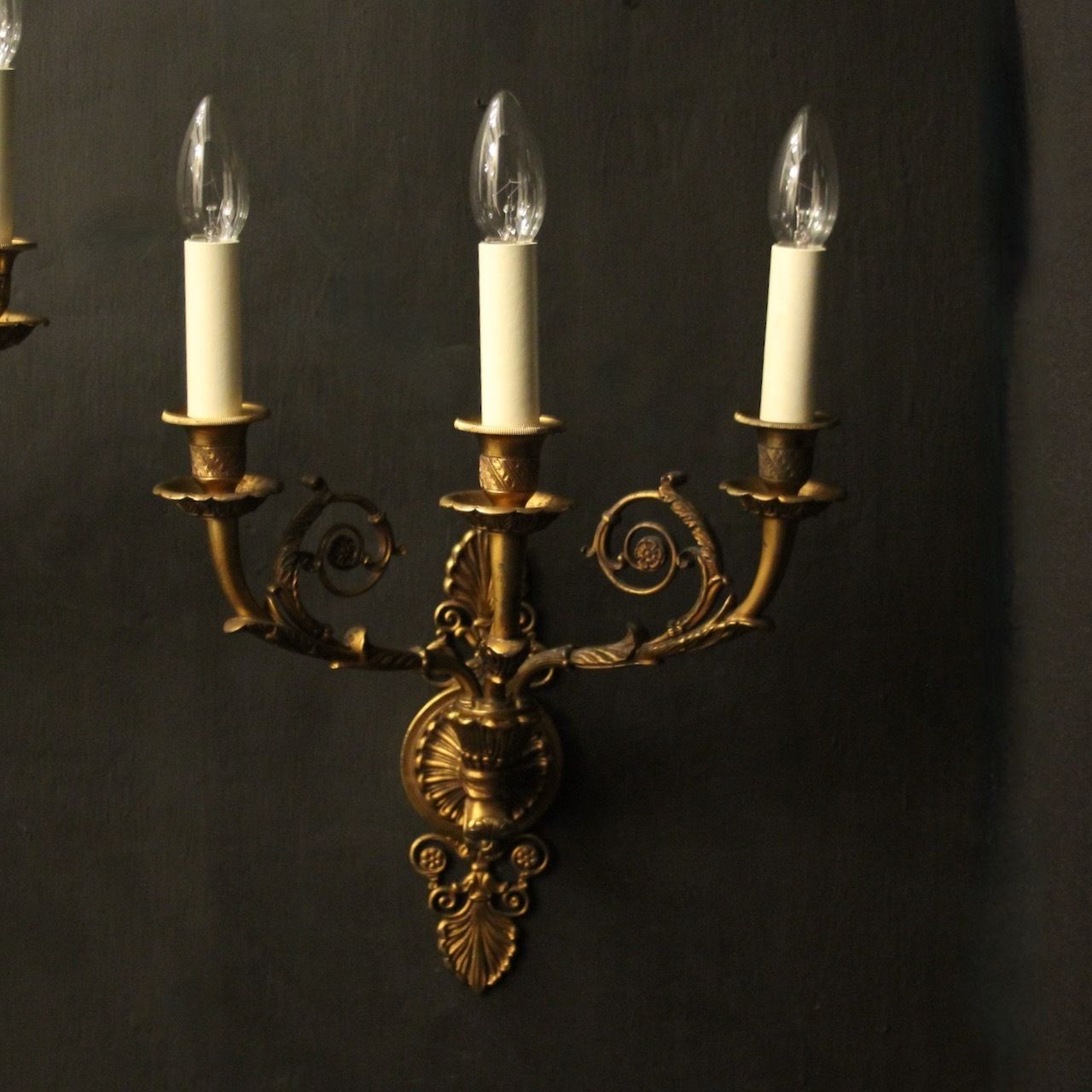 French Pair Of Bronze Antique Wall Sconces photo furniture