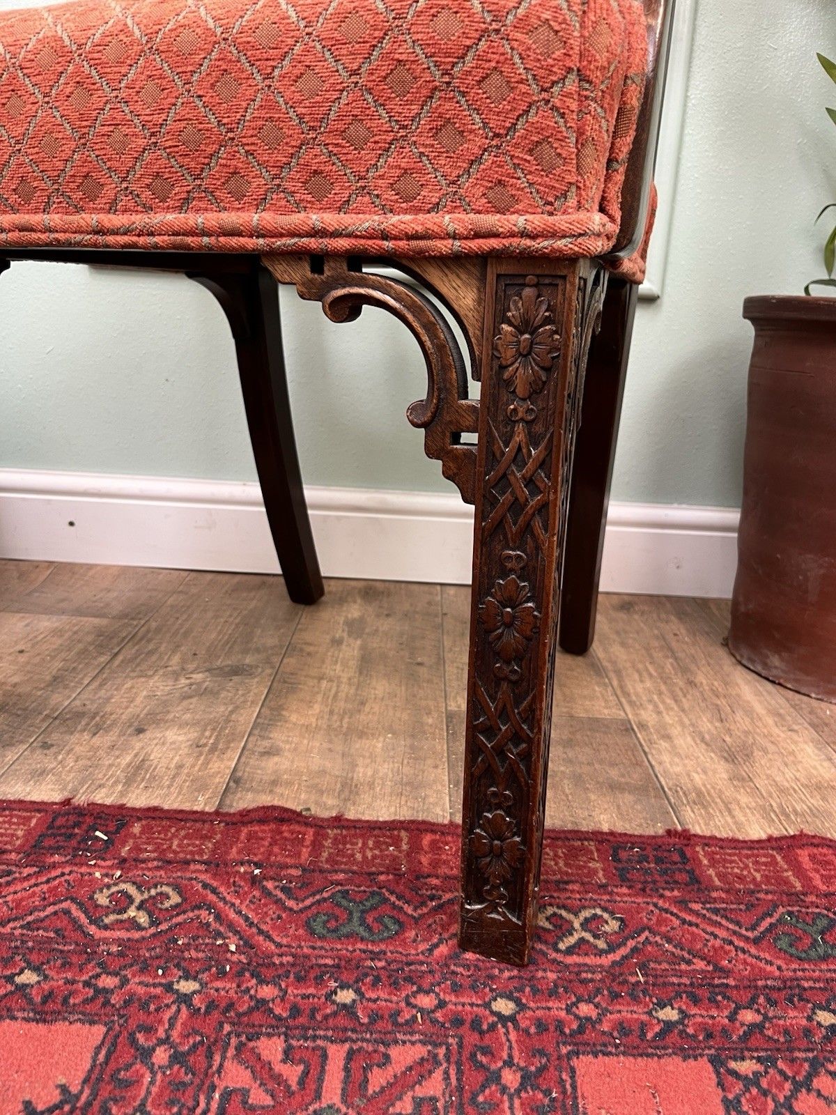 Superior Quality Antique Solid Mahogany Chippendale Style Carved Dining Chair photo for sale