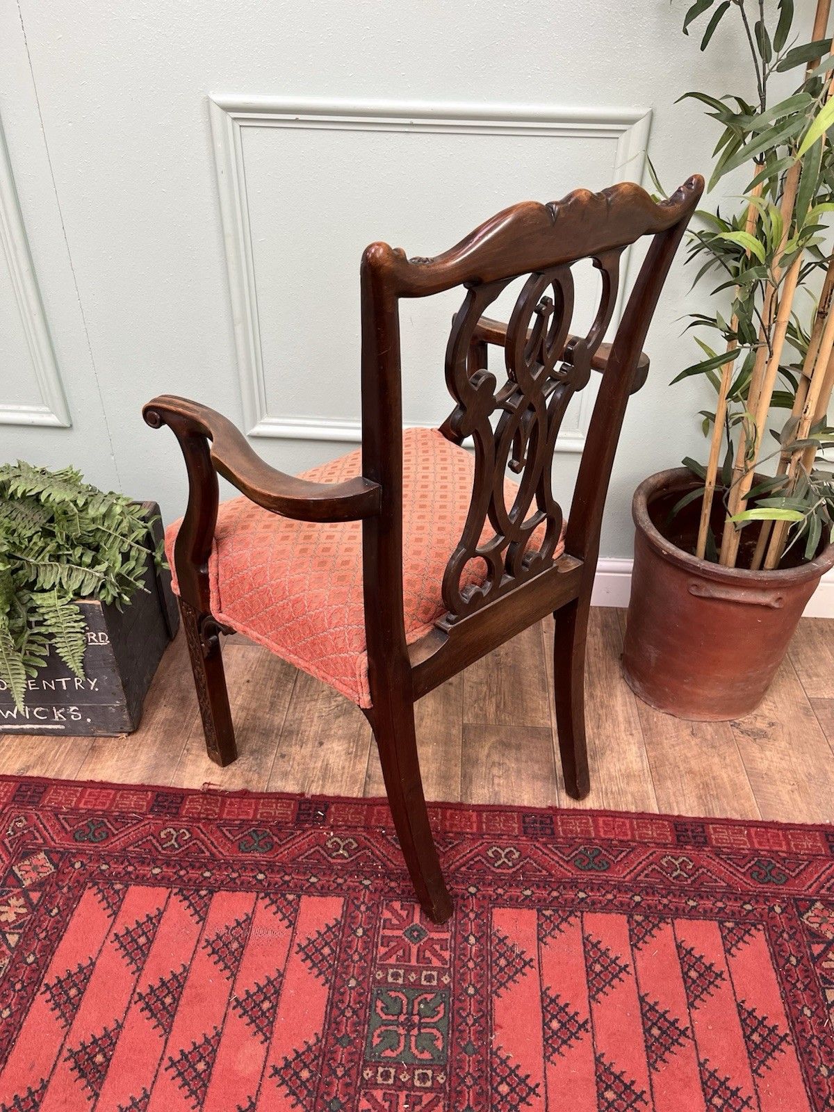 Superior Quality Antique Solid Mahogany Chippendale Style Carved Dining Chair photo buy