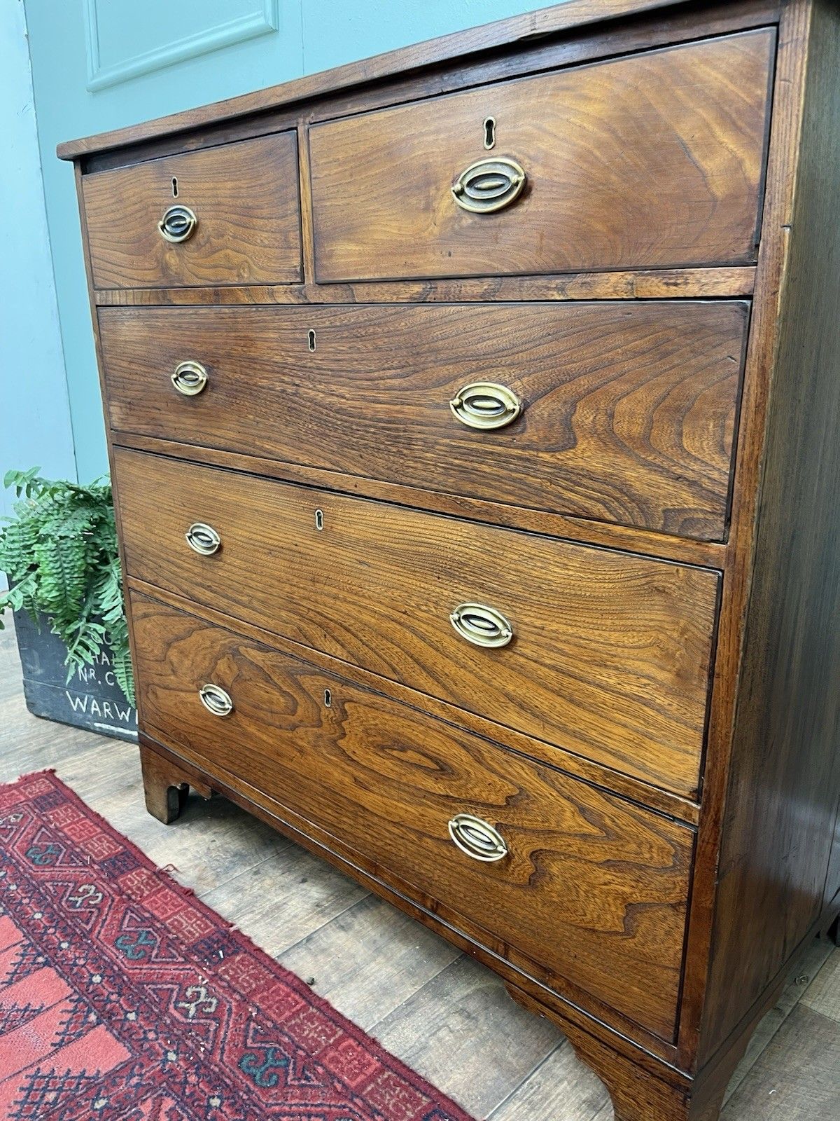 Superior Quality Rare Solid Elm Country House Antique Georgian Chest Of Drawers photo for sale
