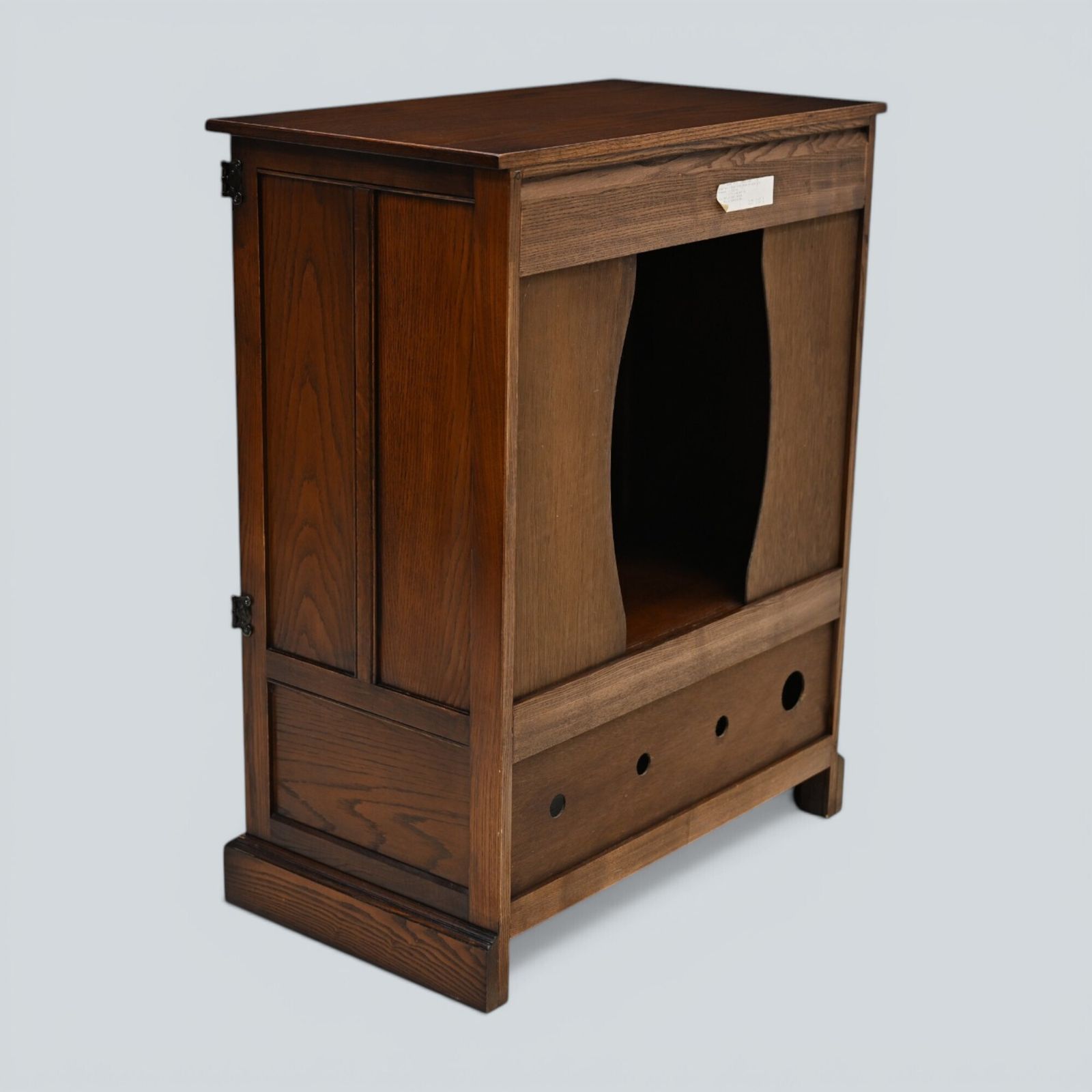Old Charm Tv Video Cabinet Warwick Range Tudor Brown Model 2317 Free Uk Delivery photo Furniture