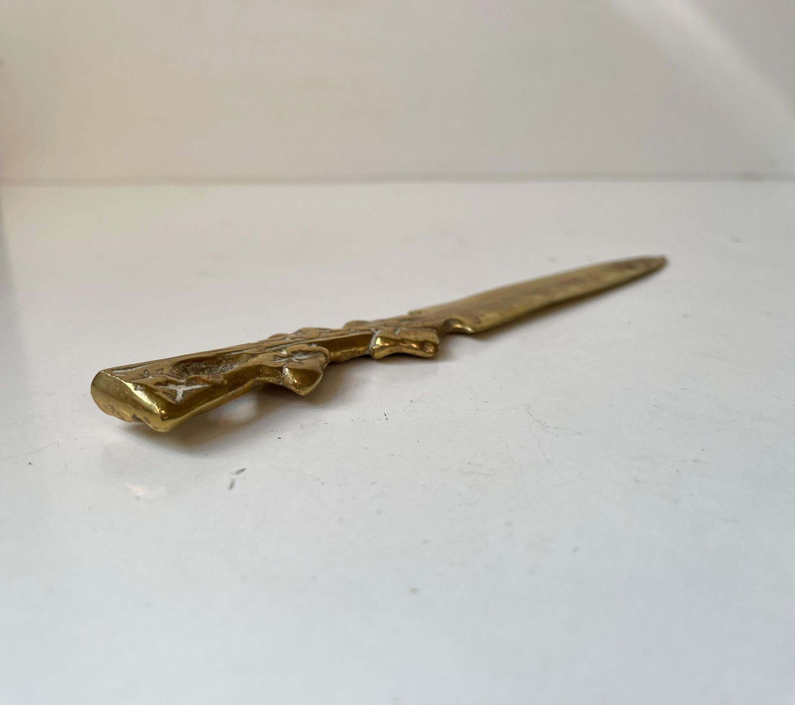 Art Nouveau Letter Opener In Brass   Dessin W. Leaves photo buy