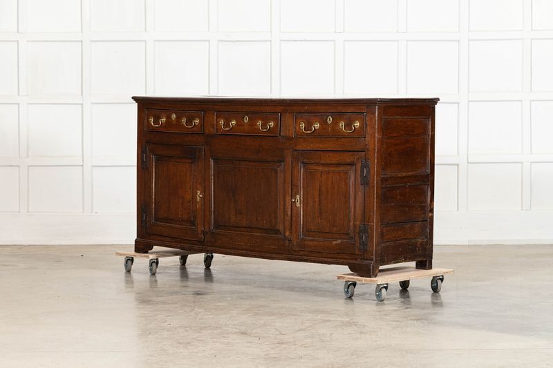 English George III Oak Dresser Base photo 3968.0