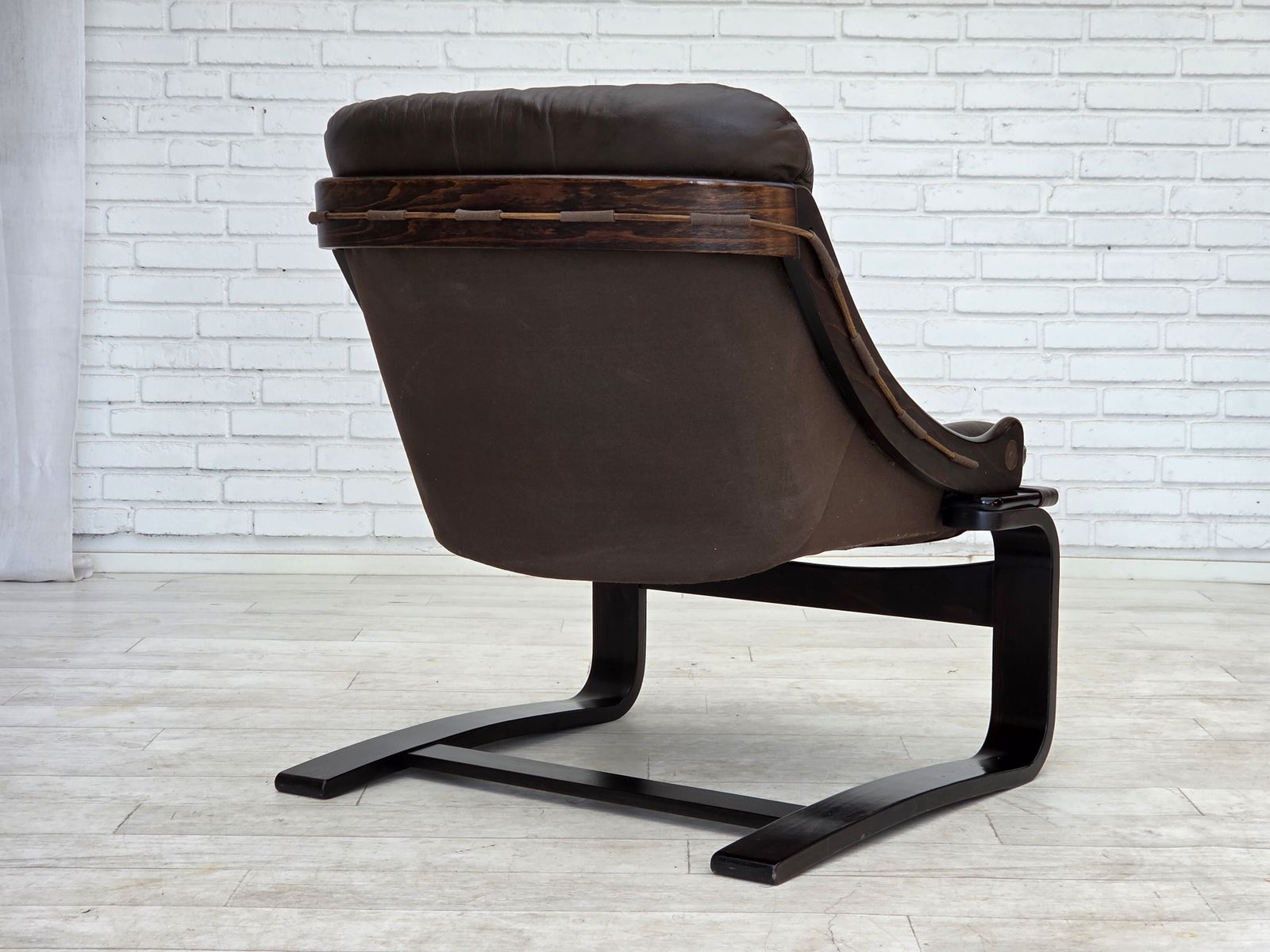 photo buy Ca. Jaren 1970, Zweeds Design Van åke Fribytter, Fauteuil, Meubeleer.