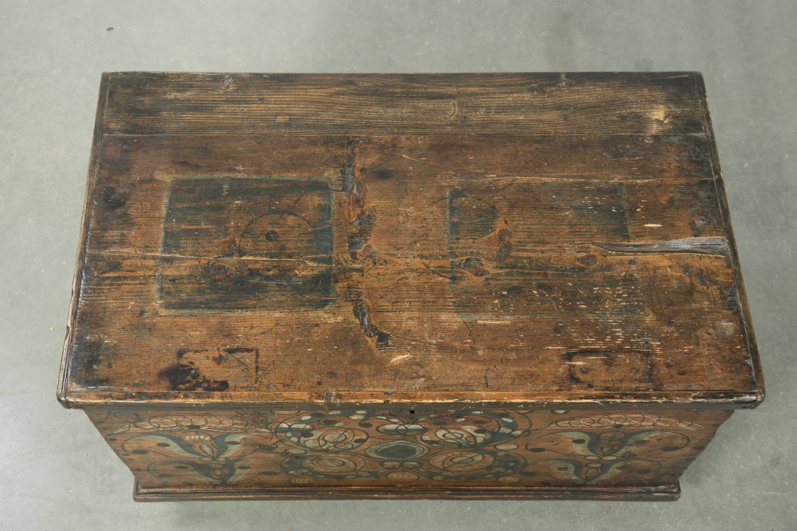 Subtle And Decorative Hand Painted Antique Austrian Bridal Chest With Character photo vintage