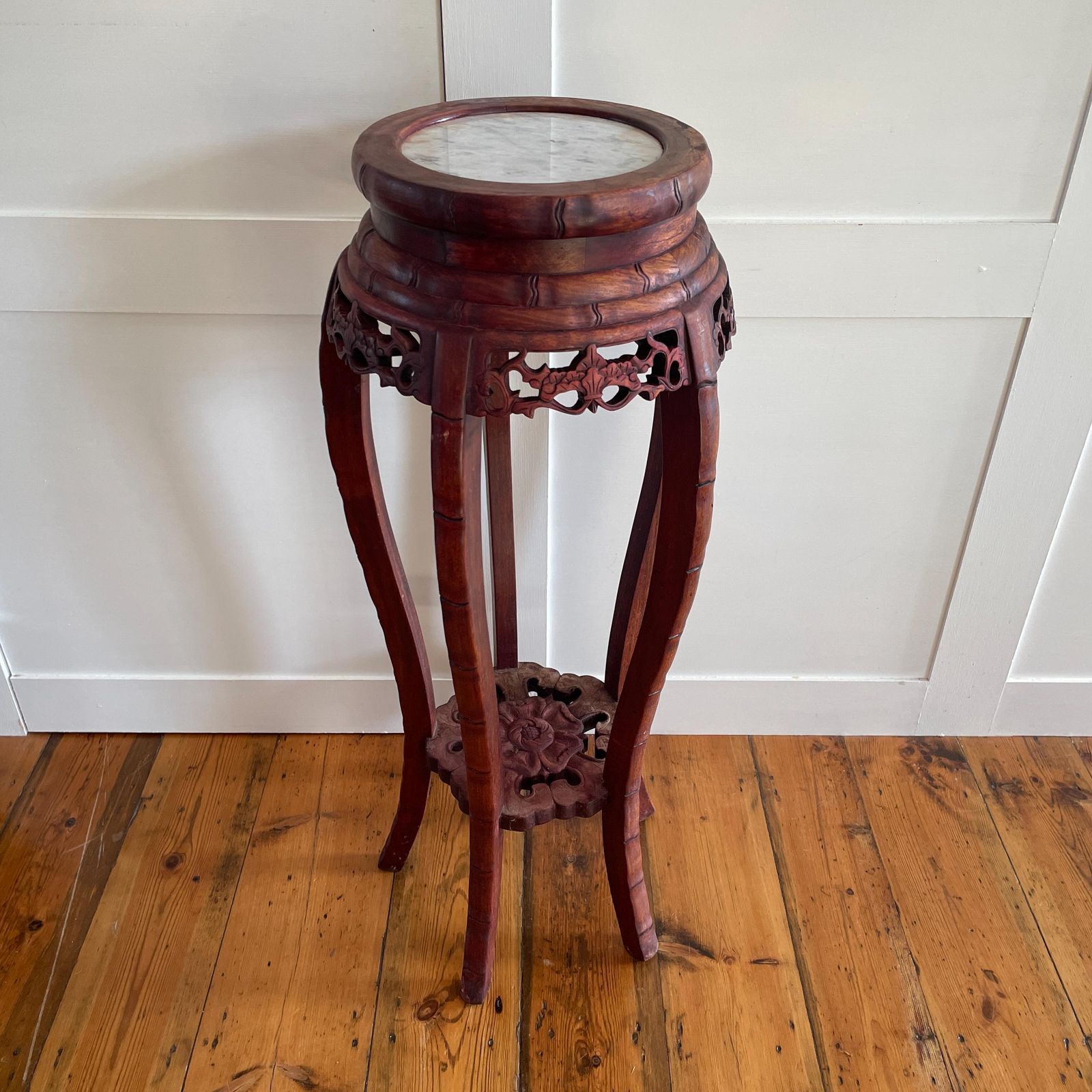 Antique Oriental Plant Stand Table Carved Wooden Marble Top Chinese Sculpture Carved Display Floral Carving Round Accent Lamp Side Pedestal photo Home Decor
