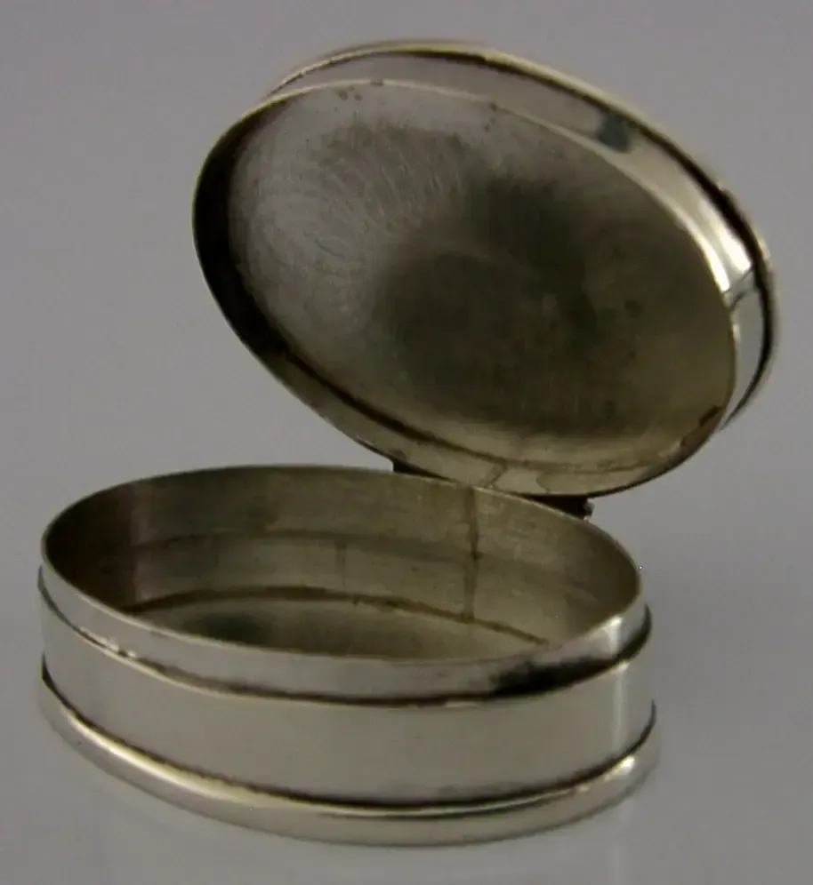 Stunning English Solid Sterling Silver Blue Agate Pill Box 1999 Antique photo vinterior