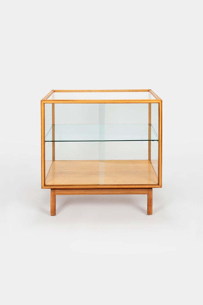 Parisian Showcase, Handmade, France, 50s photo furniture