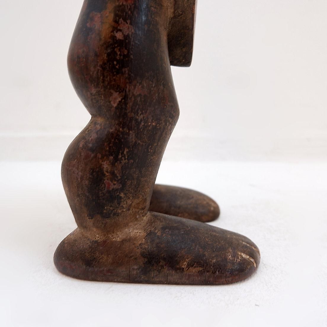 Art Traditional Sculpture Originating From The Democratic Republic Of Congo photo