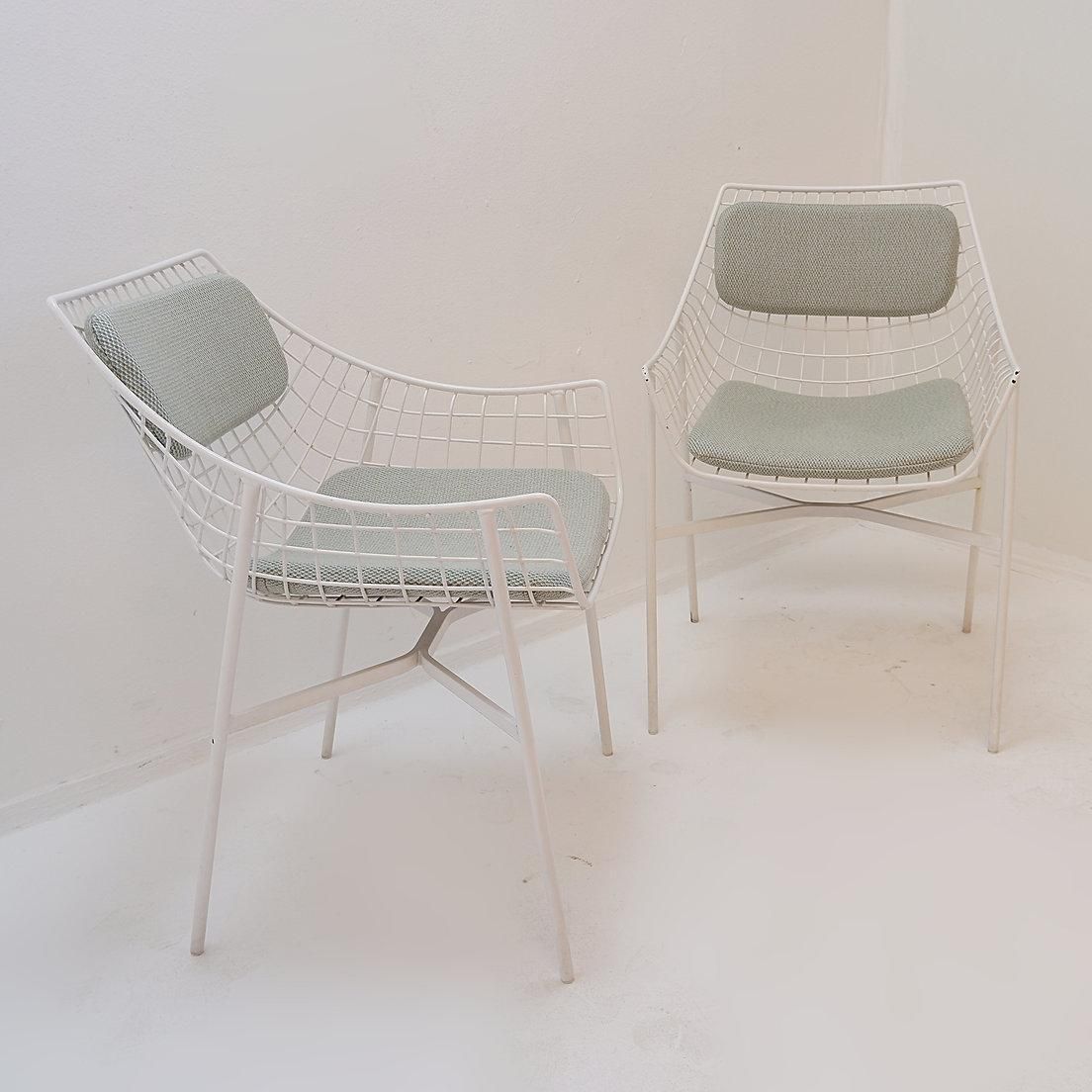 Set Of 8 Modern Armchairs In White Lacquered Steel photo vintage