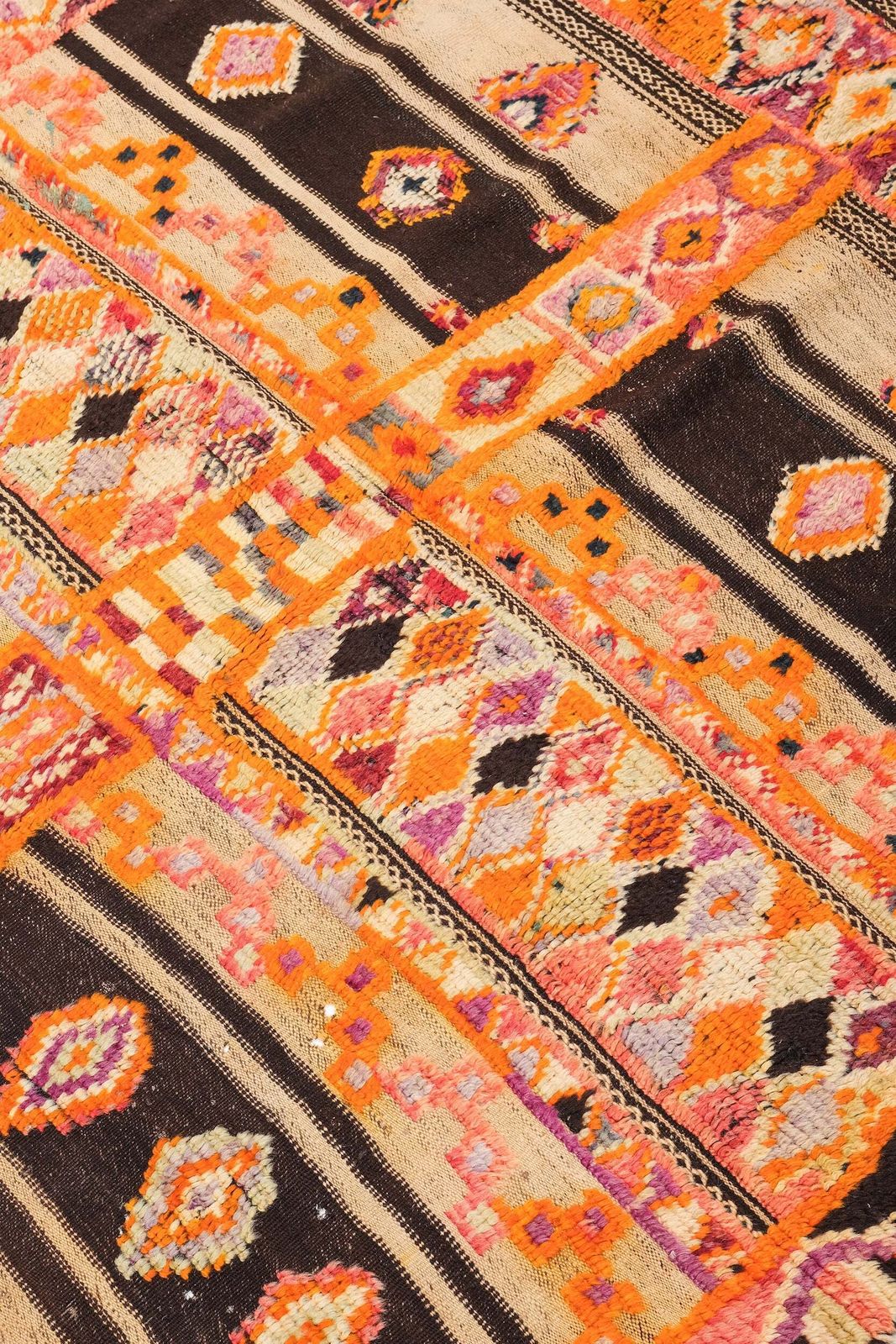 Large Tribu Morocco Berber Rug, Antique photo Textiles