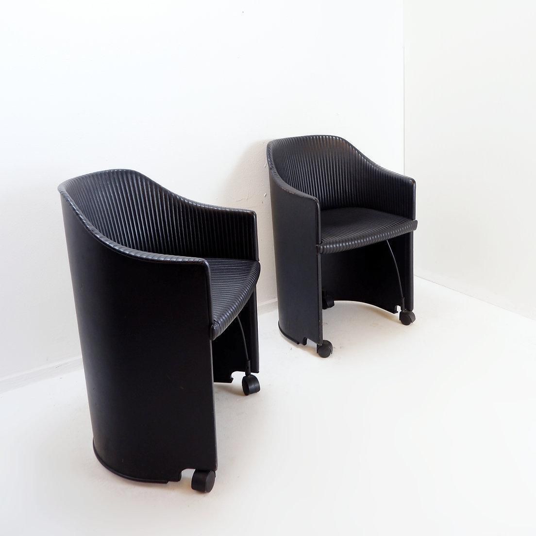 Pair Of Artona Armchairs In Black Leather By Afra And Tobia Scarpa For Maxalto photo vinterior