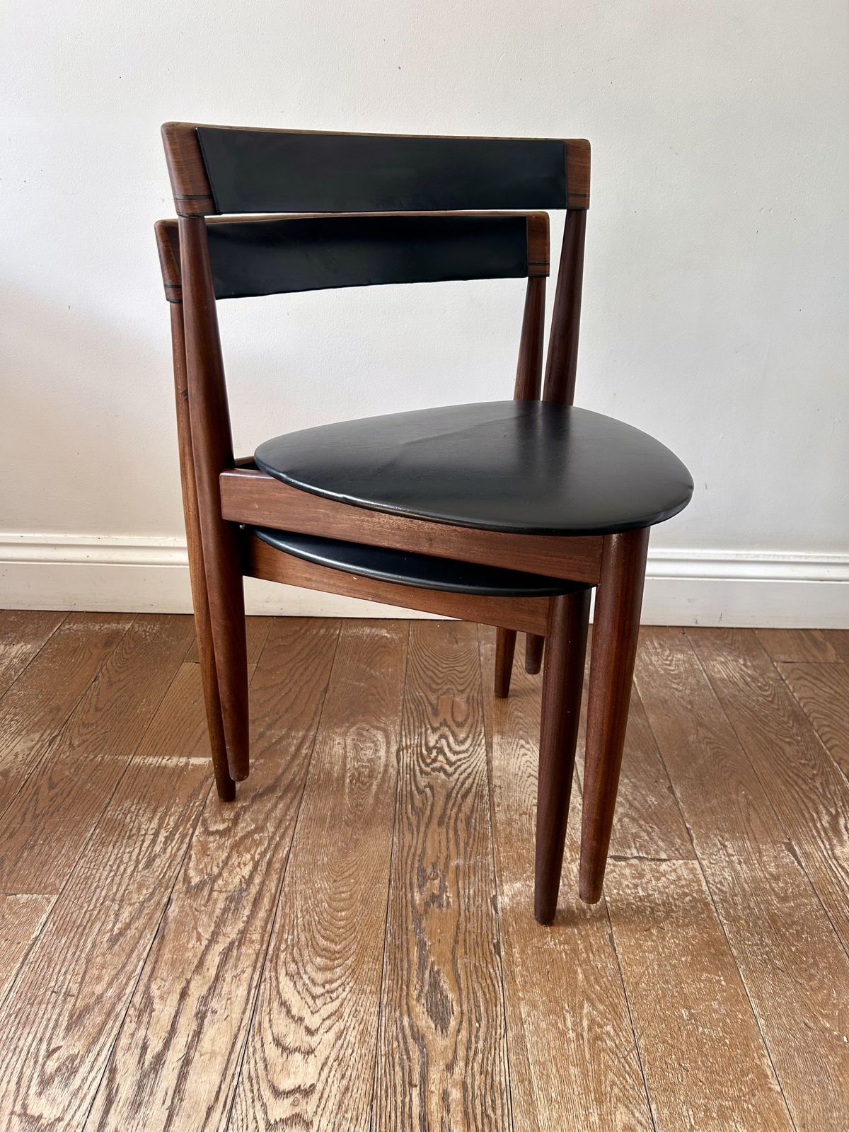 photo furniture 4 Vintage Mid Century Hans Olsen Chairs By Frem Rojle, Denmark