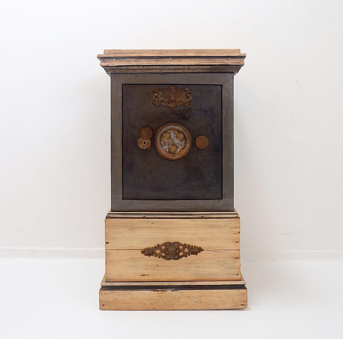 Antique Safe, Incombustible Bauche Early 20th Century photo 2703.0