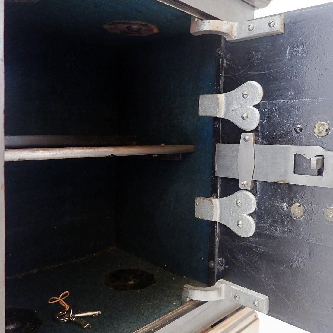 photo for sale Antique Safe, Incombustible Bauche Early 20th Century