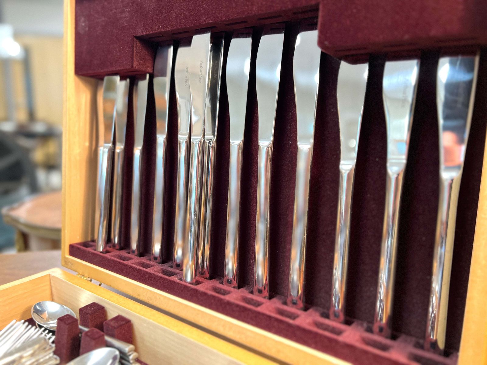 Arthur Price Cutlery Set, 60 Piece, Stainless Steel In Wooden Box photo Home Decor