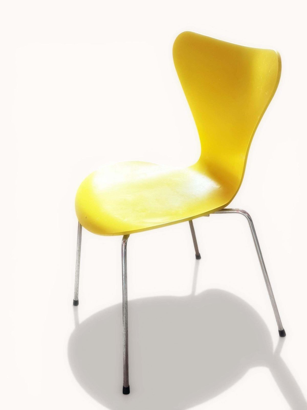 Arne Jacobsen Series 7 Chair For Fritz Hansen, Denmark, 1955 – Yellow