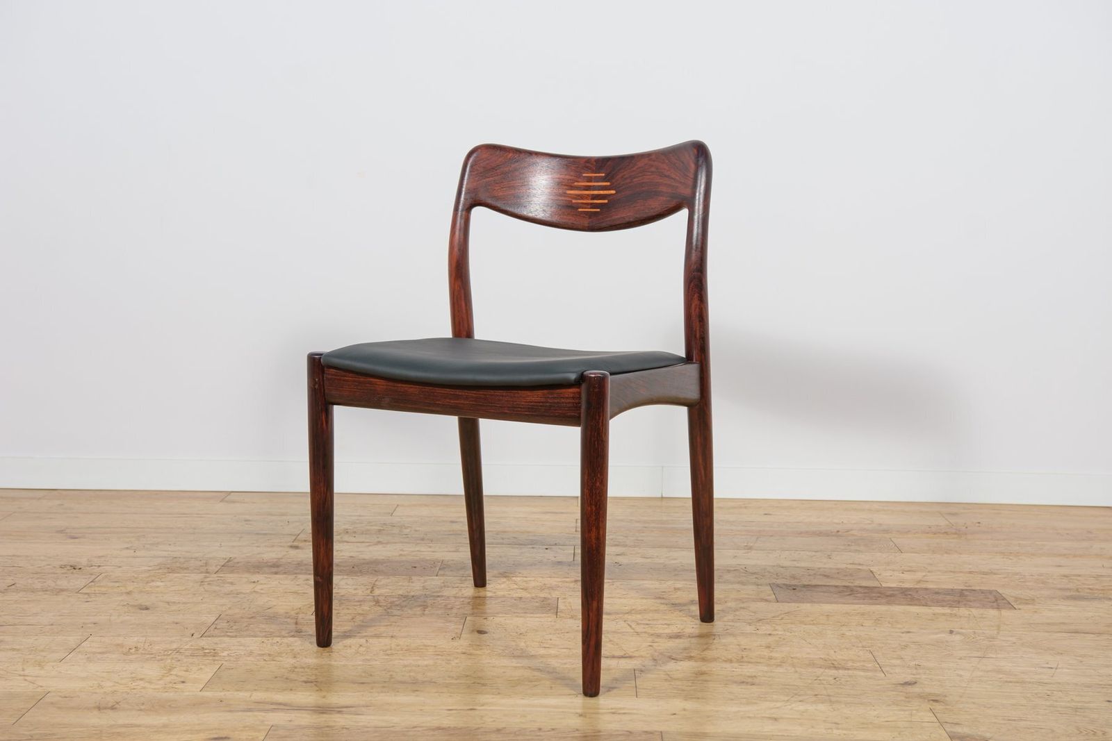 Mid Century Danish Dining Chairs From Uldum Møbelfabrik, Denmark, 1960s, Set Of 4 photo vintage