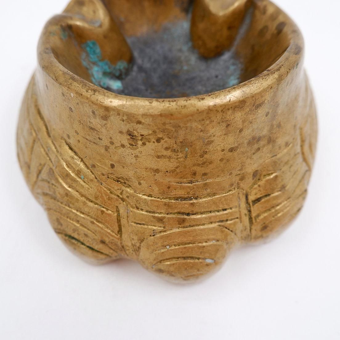Gilded Bronze Elephant Foot Ashtray In Style Of Nucci Valsecchi, 1970s photo vintage