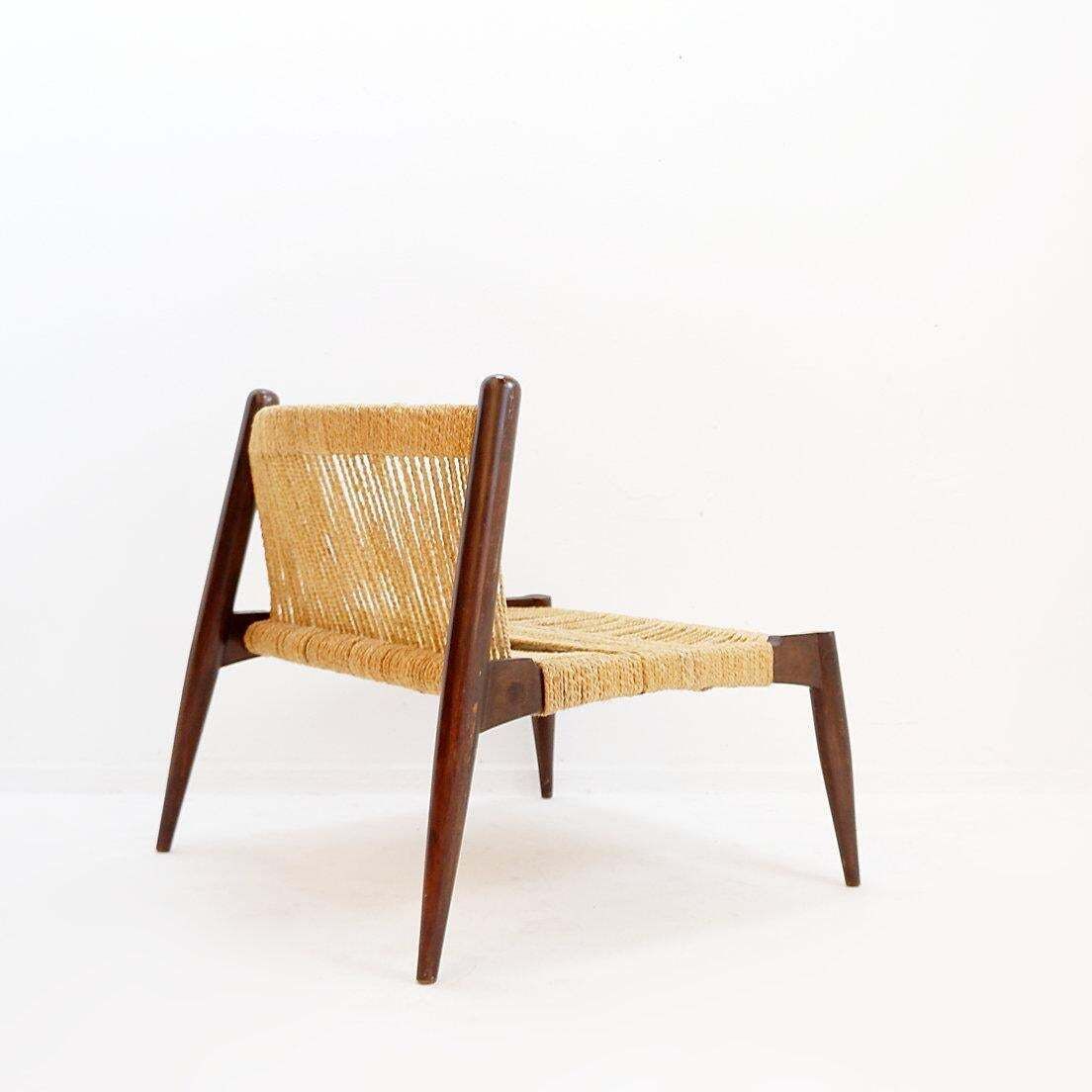 photo vinterior Pair Of Jute Rope Weave And Solid Wood Lounge Chairs