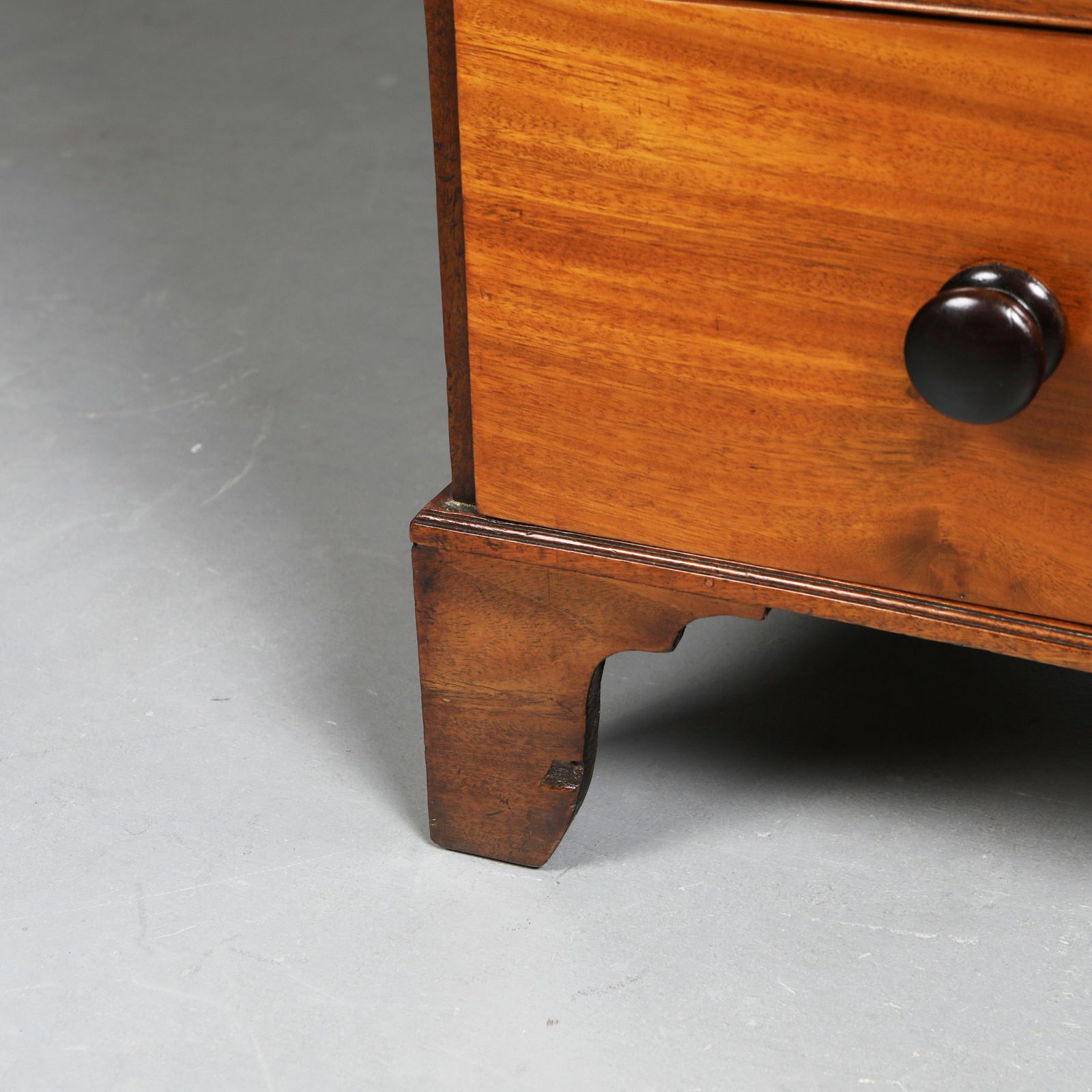 George III Mahogany Chest Of Drawers photo Furniture
