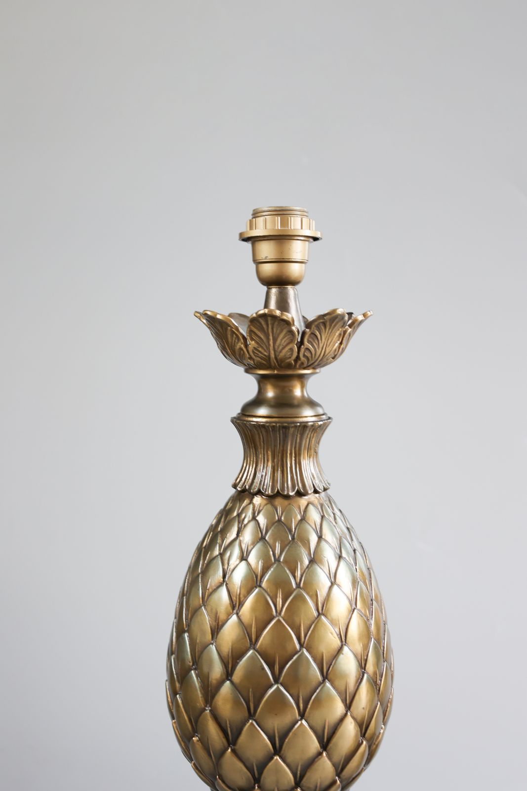 Lot de deux lampes de table Deknudt Loevsky & Loevsky motif ananas photo buy