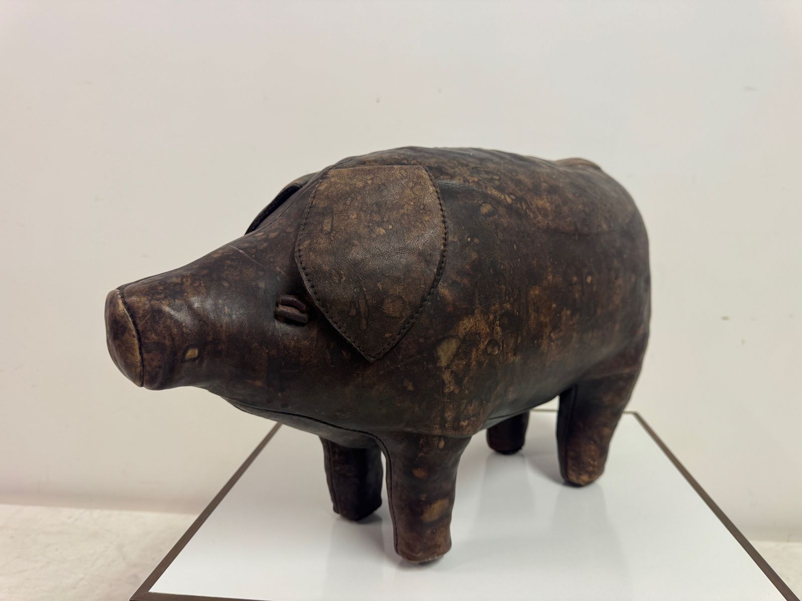Vintage Leather Pig By Dimitri Omersa For Liberty And Abercrombie And Fitch photo vinterior