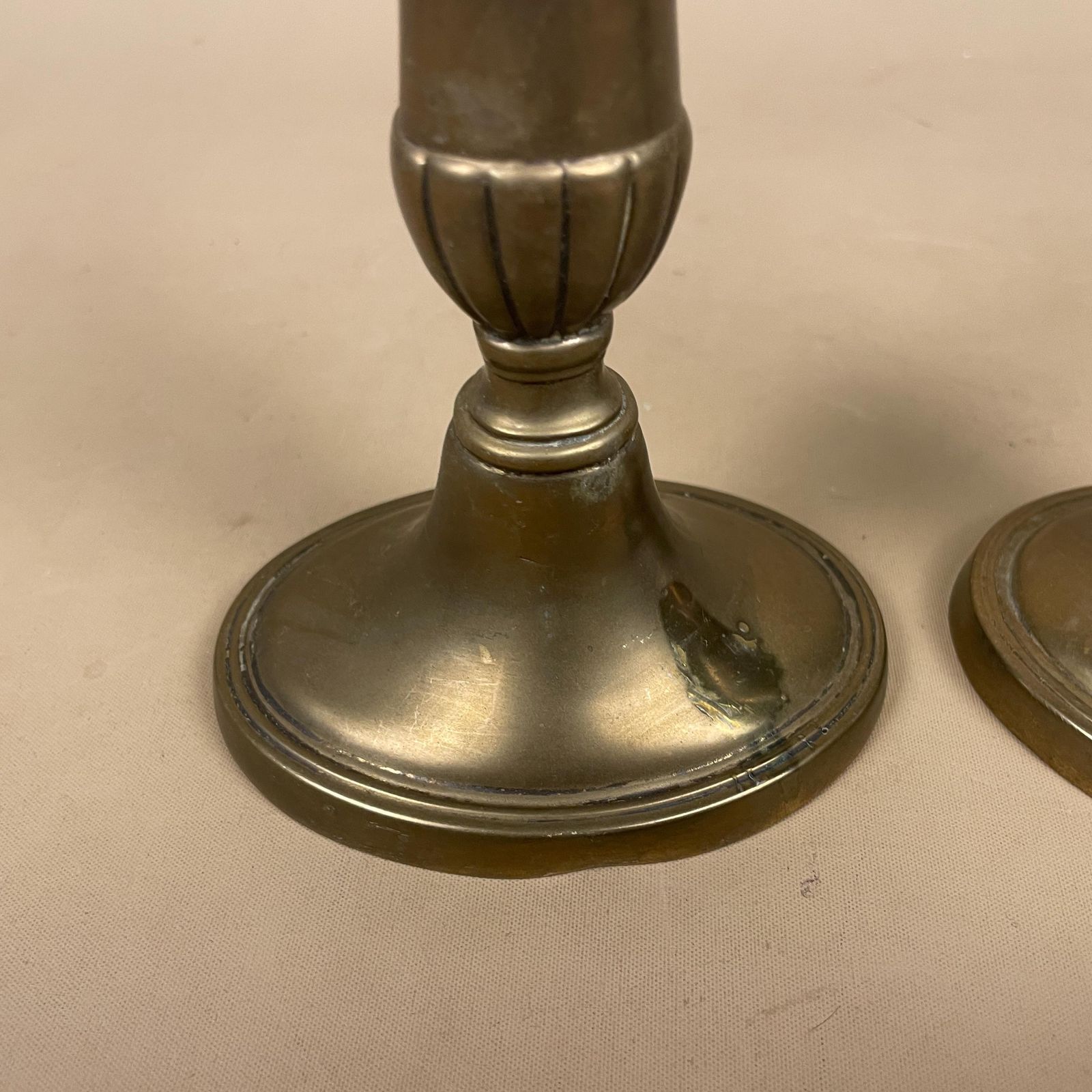 Antique Matching Pair Of Gold Brass Metal Candlestick Candle Stick Holders Vintage Column Taper Dinner Candlesticks Base Pillar Holder photo Home Decor