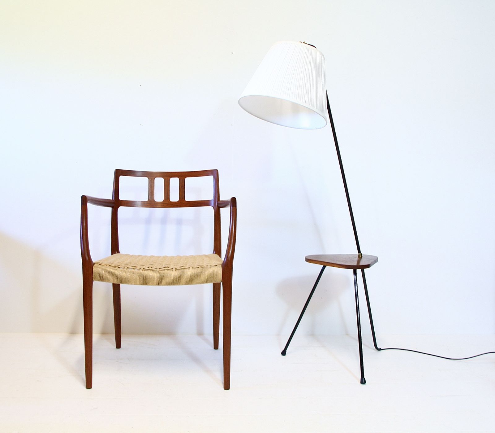 Scandinavian Mid Century Grasshopper Floor Lamp   Teak C.1950 photo furniture