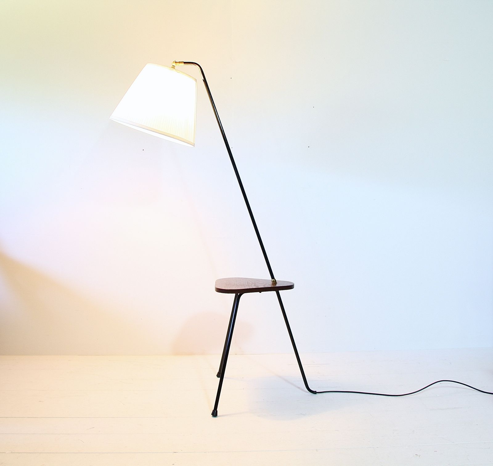 Scandinavian Mid Century Grasshopper Floor Lamp   Teak C.1950 photo 450.0