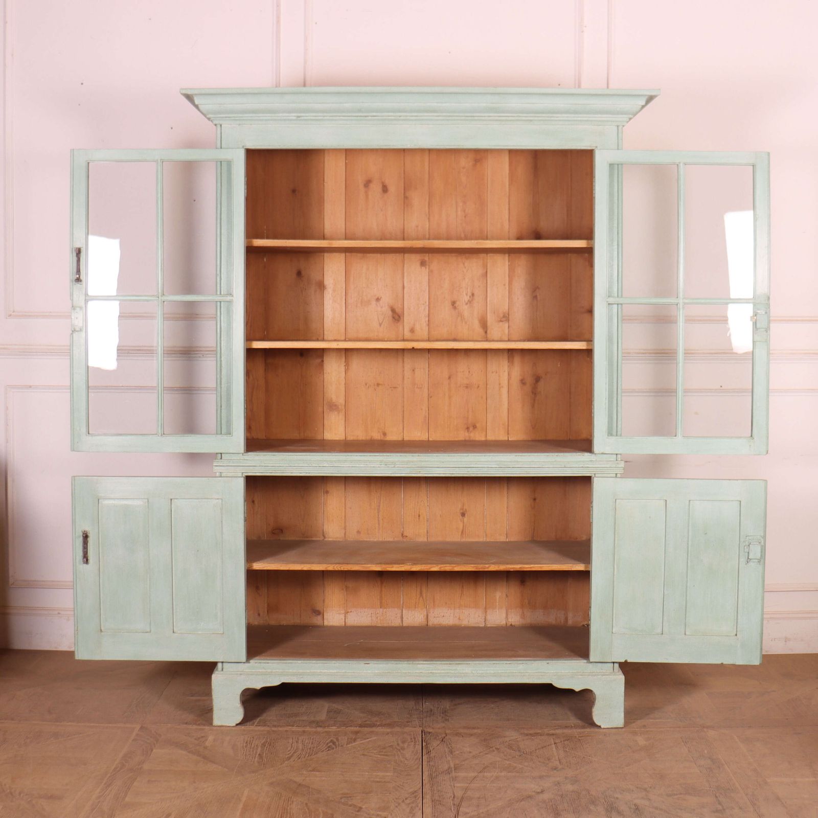 English Painted Food Cupboard/Kitchen Dresser photo vintage