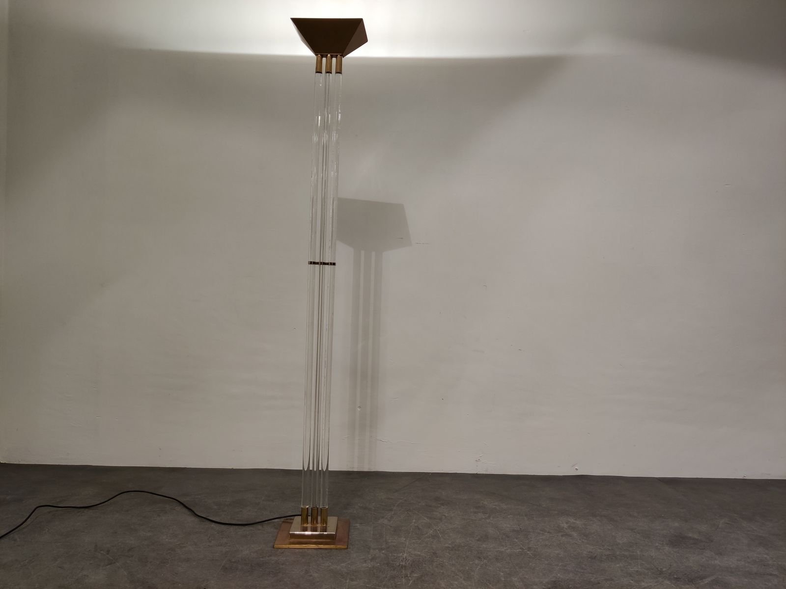 Vintage Brass And Lucite Floor Lamp, 1970s photo vinterior