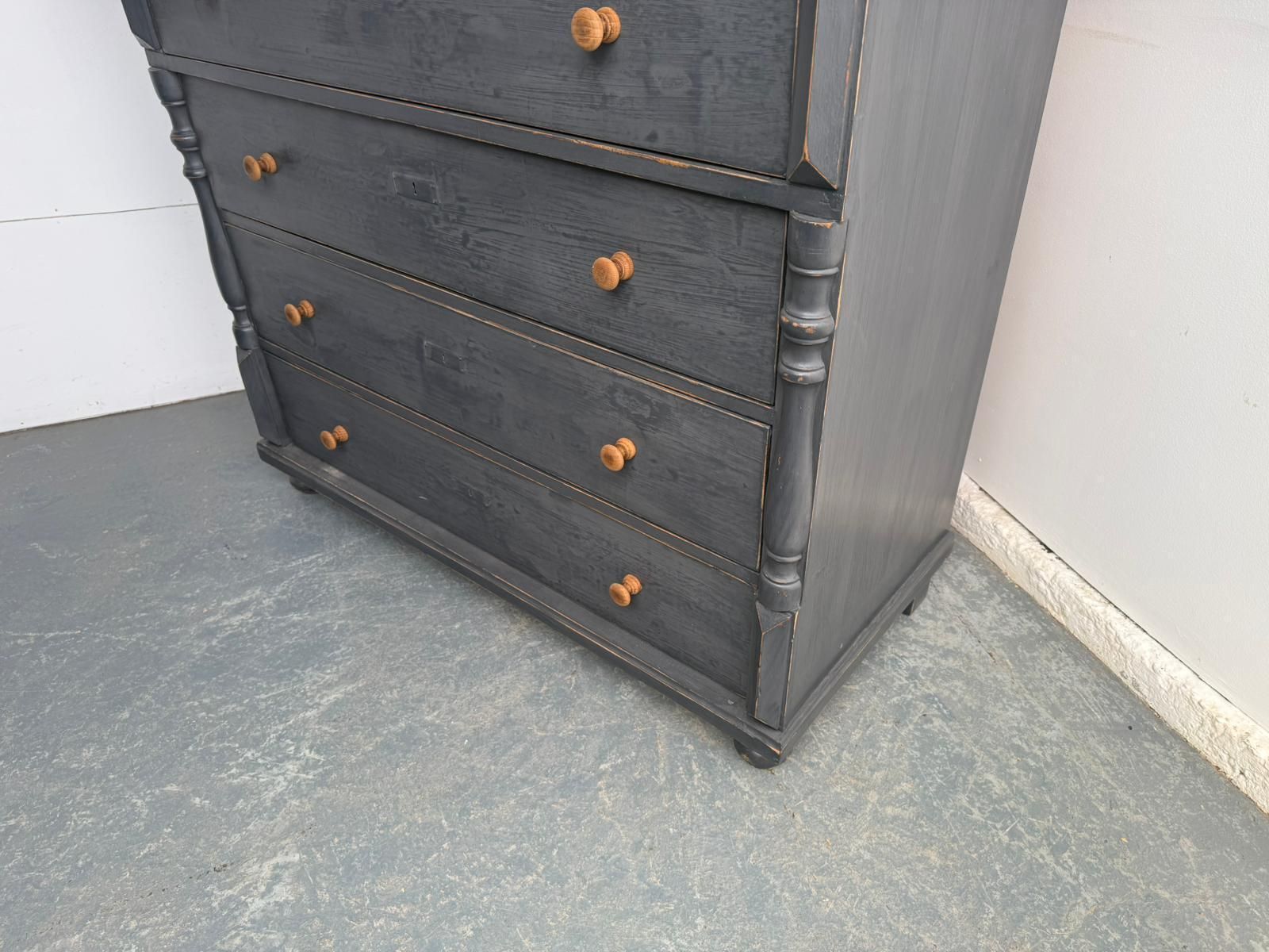 A Lovely Painted Mid Grey Original Hungarian 4 Drawer Victorian Chest Of Drawers photo for sale