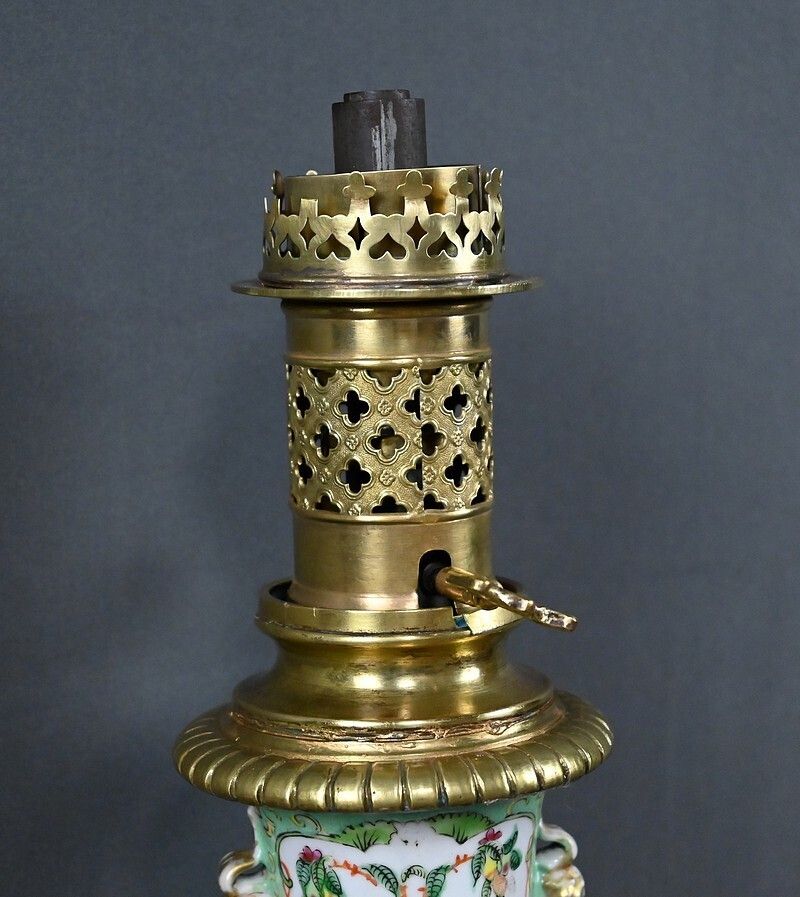 photo for sale Canton Porcelain & Bronze Oil Lamp, Qing Dynasty, China – Late 19th Century