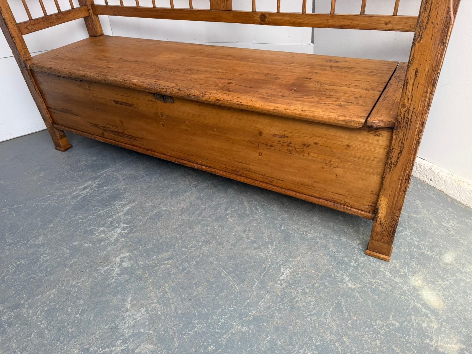 A Lovely Georgian Pine Waxed Original Hungarian 2/3 Seater Settle photo for sale