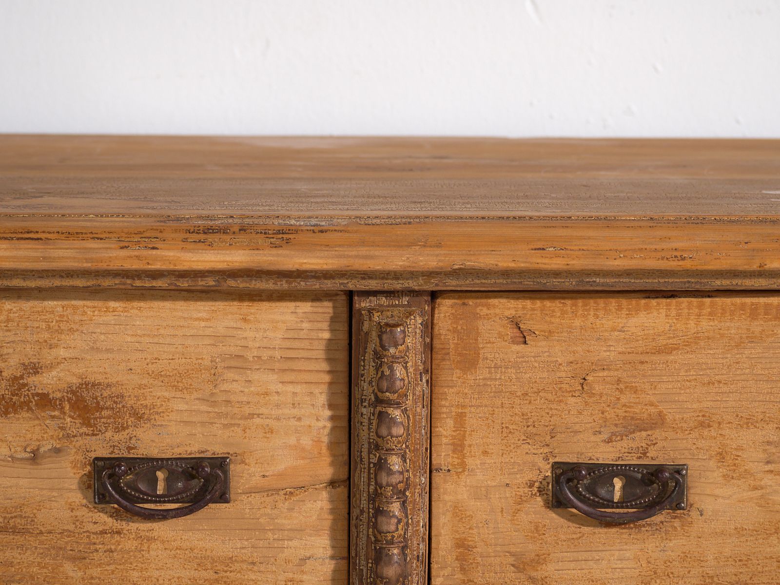 photo furniture Antique Pine Chest Of Drawers – Primitive European Rustic Dresser – Circa 1920 #109