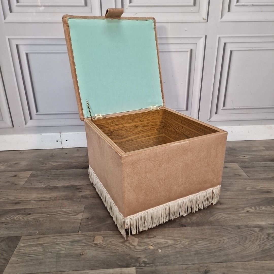 Vintage Storage Footstool Ottoman Box Upholstered Fringe Seat Retro Bedroom photo Furniture