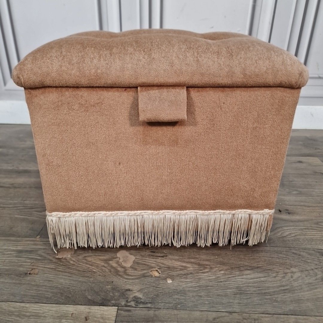 Vintage Storage Footstool Ottoman Box Upholstered Fringe Seat Retro Bedroom photo vintage