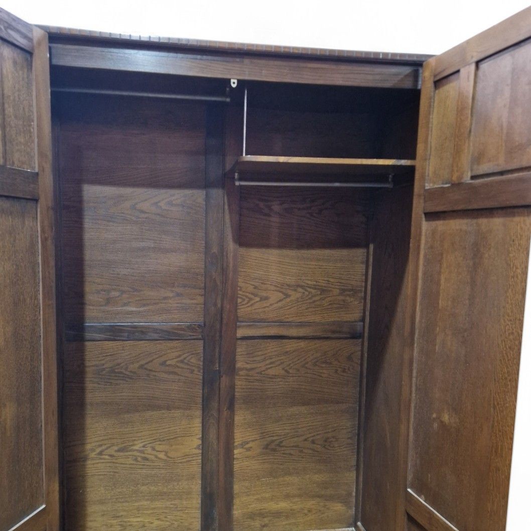Furniture Large Oak Double Wardrobe Antique Carved Linenfold Panelled Wardrobe photo