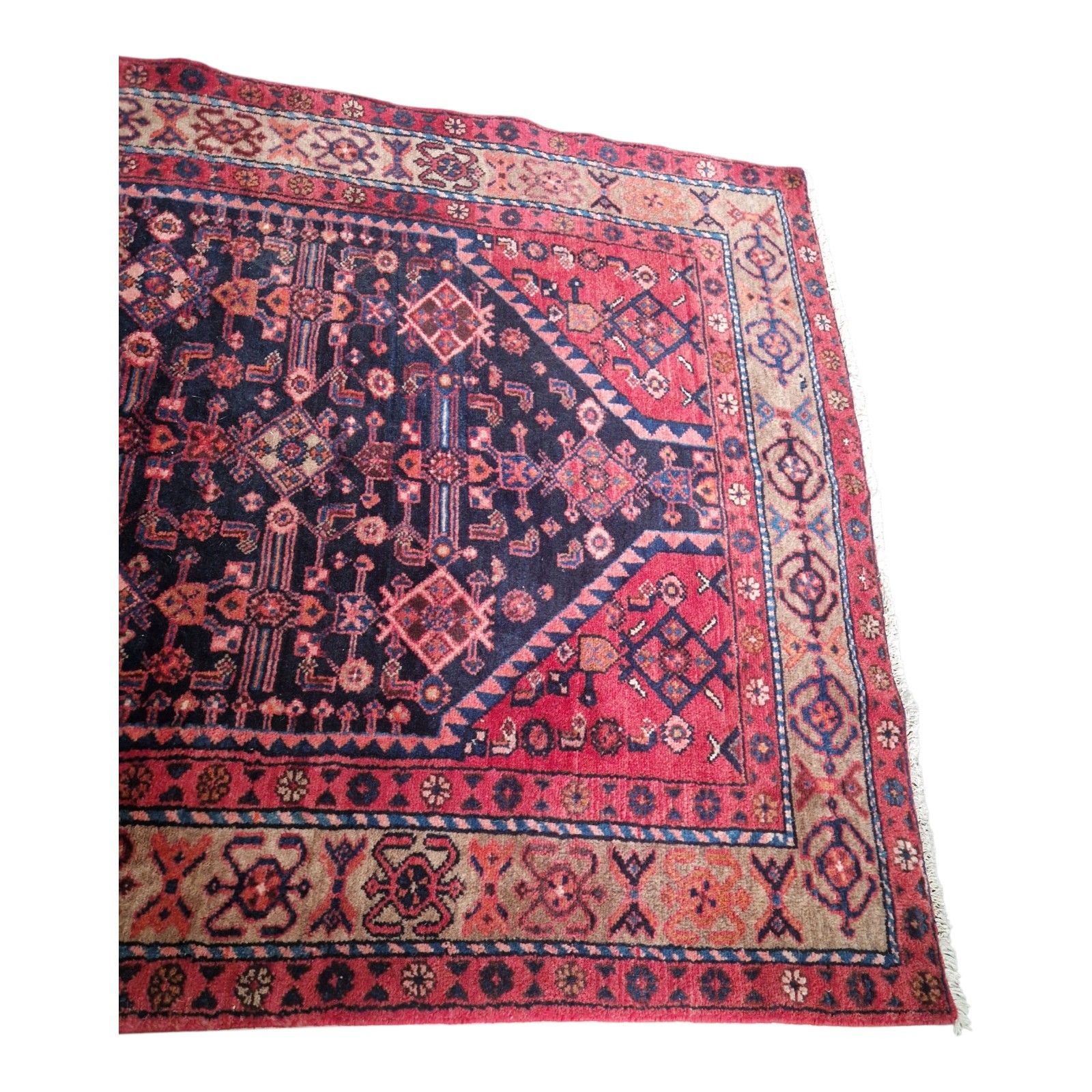 photo furniture Antique Traditional Rug Red Pink Blue Geometric Carpet Thick Pile Decorative