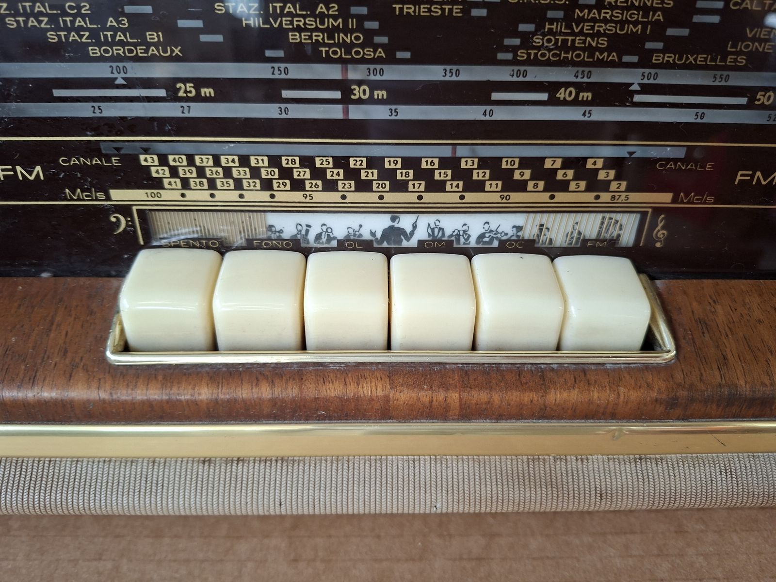 Radio Vintage Philips B6x72a "D'annunzio" 1957 photo for sale